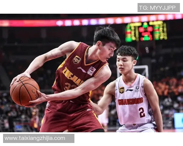 徐杰：从篮球新星到职业生涯的璀璨之路，探索他的成长与挑战