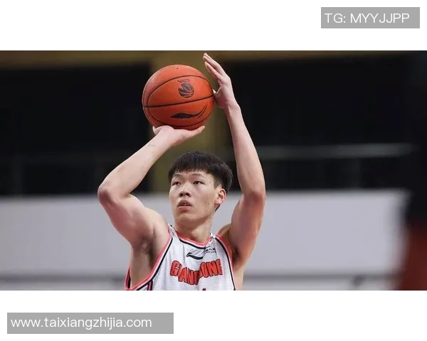 张昊的奋斗历程与成长故事：从普通学生到行业精英的蜕变之路