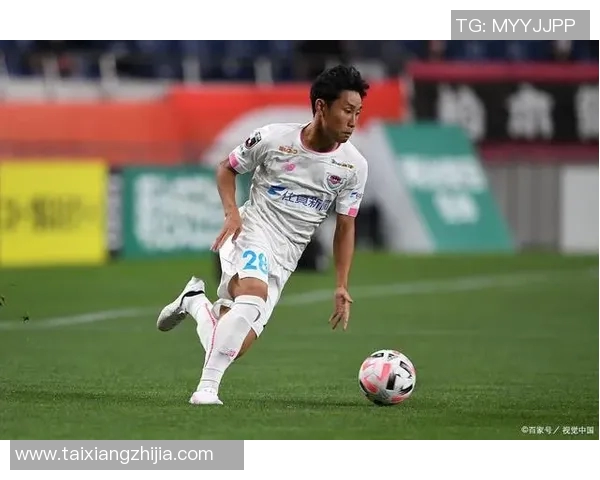 湘南海洋与沙岩的激烈对决展现足球魅力与团队精神的巅峰之战 湘南海洋与沙岩的激烈对决展现足球魅力与团队精神的巅峰之战