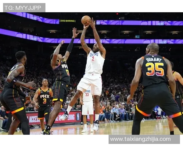 热火与山猫常规赛激战正酣球迷期待精彩对决与绝妙表现 热火与山猫常规赛激战正酣球迷期待精彩对决与绝妙表现