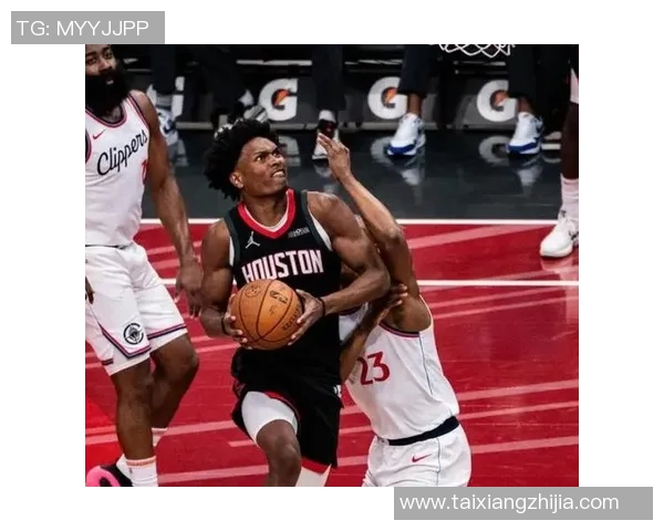 2017年火箭队与黄蜂队精彩全场回放重温比赛瞬间与精彩表现 2017年火箭队与黄蜂队精彩全场回放重温比赛瞬间与精彩表现