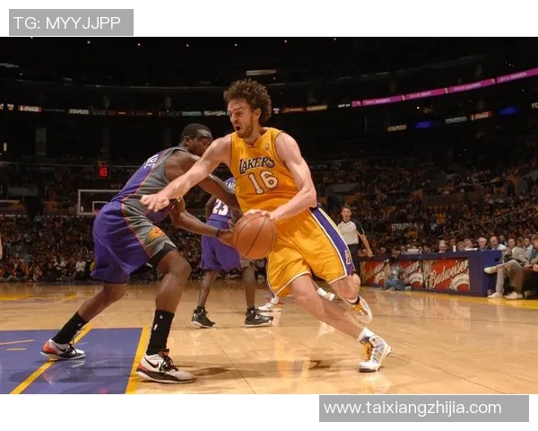 扎克拉文的崛起之路：从天赋少年到NBA明星的奋斗历程