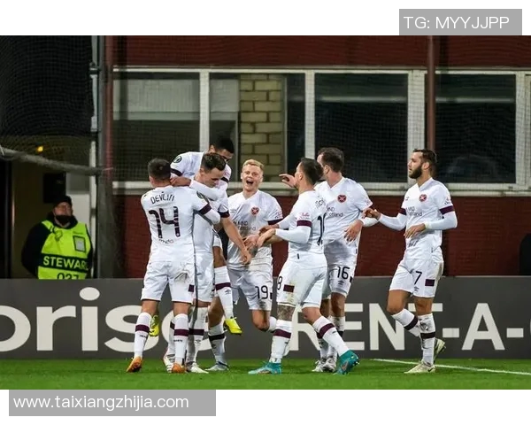 10米兰与曼联的巅峰对决谁能在欧战中笑到最后 10米兰与曼联的巅峰对决谁能在欧战中笑到最后