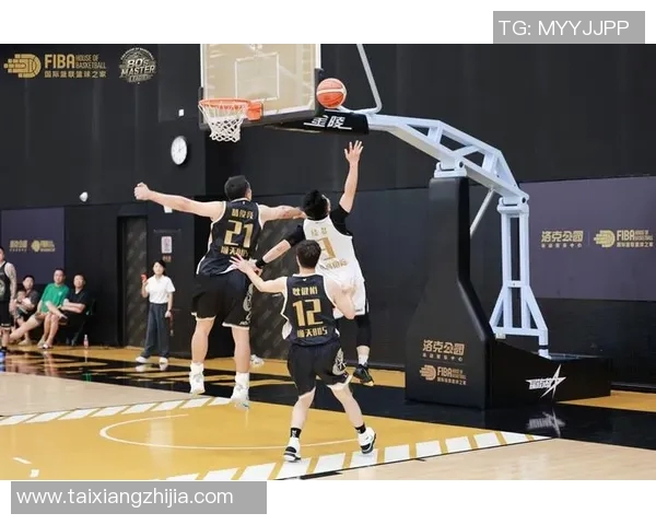 方硕在篮球赛场上的崛起与挑战探索他如何成为球队的核心力量与未来希望 方硕在篮球赛场上的崛起与挑战探索他如何成为球队的核心力量与未来希望