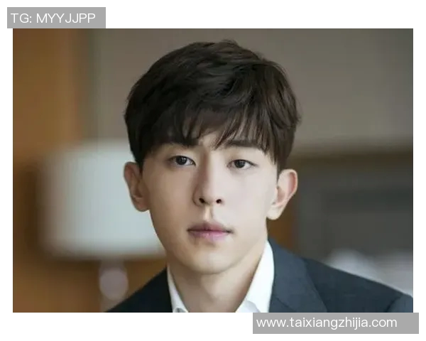 韩硕的成长之路：从青涩少年到职场精英的奋斗历程与启示